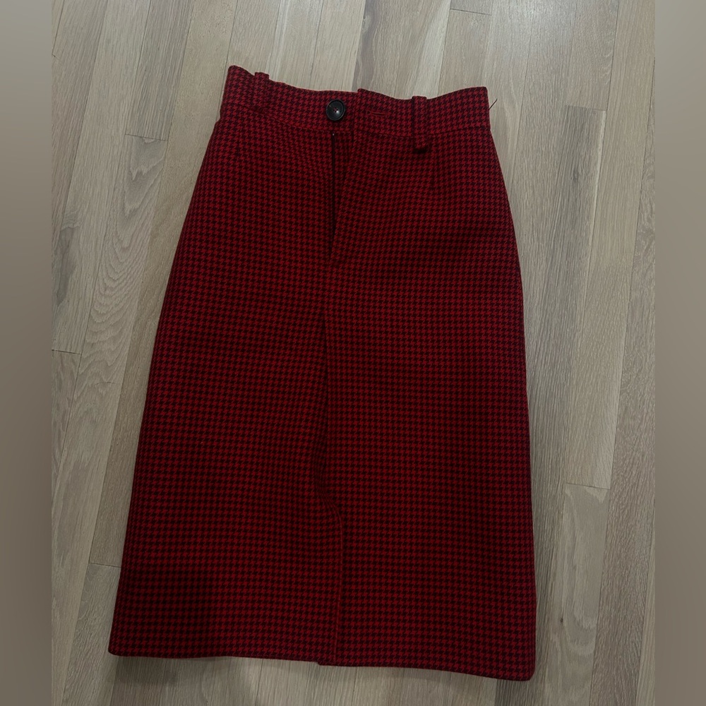 Balenciaga wool long red and black print pleated skirt